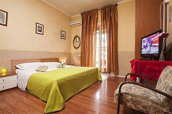 Cicero Center Guest house