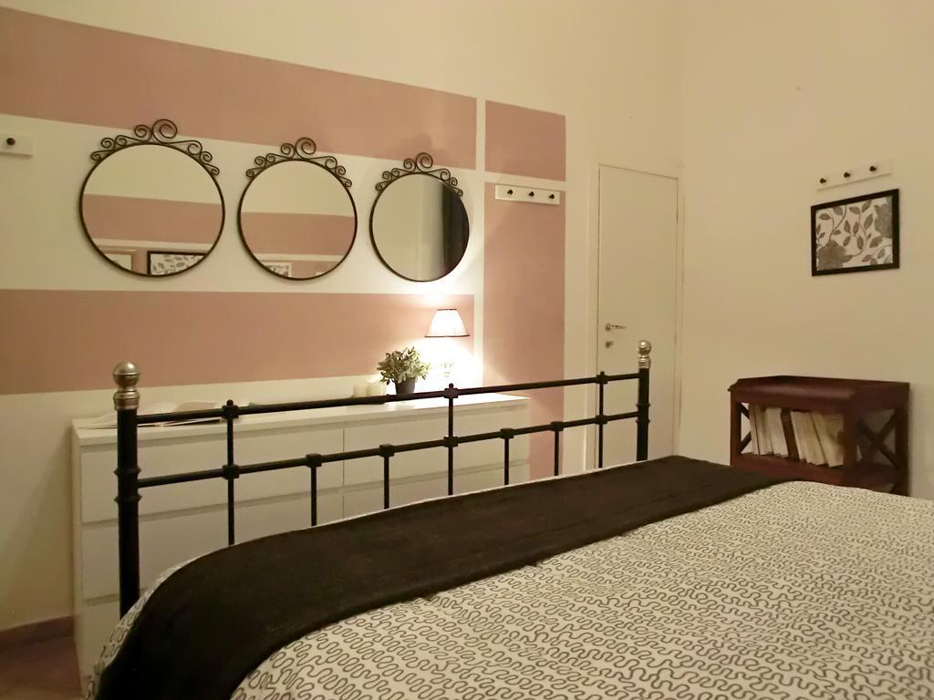 Magenta Collection Del Grande Apartment