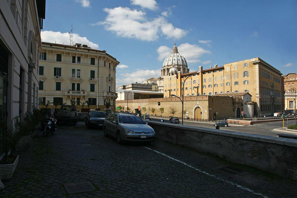 Guest house All'ombra Del Cupolone Rome