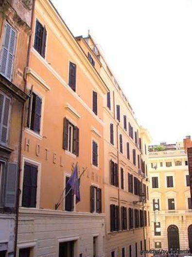 Hotel Saturnia 2*