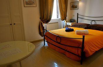Babuino 127 2* Rome