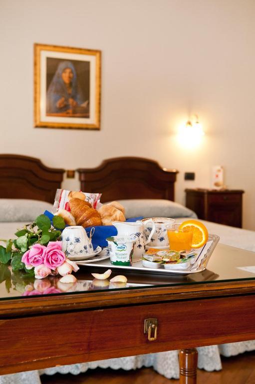 Suisse Hotel Rome