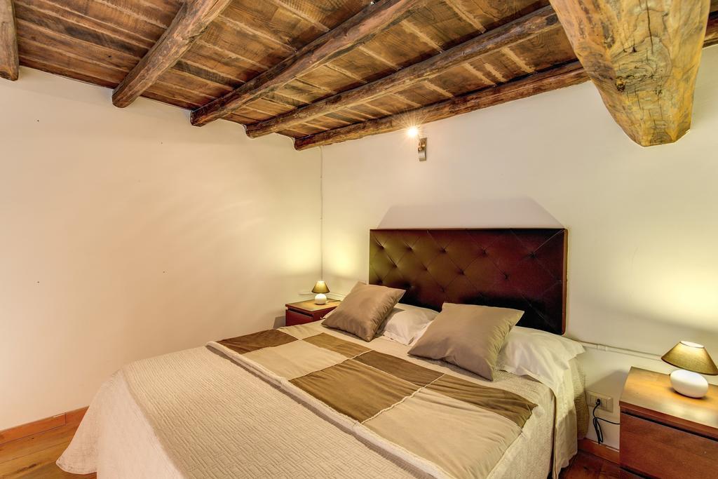 Apartment Domus Pantheon Rome