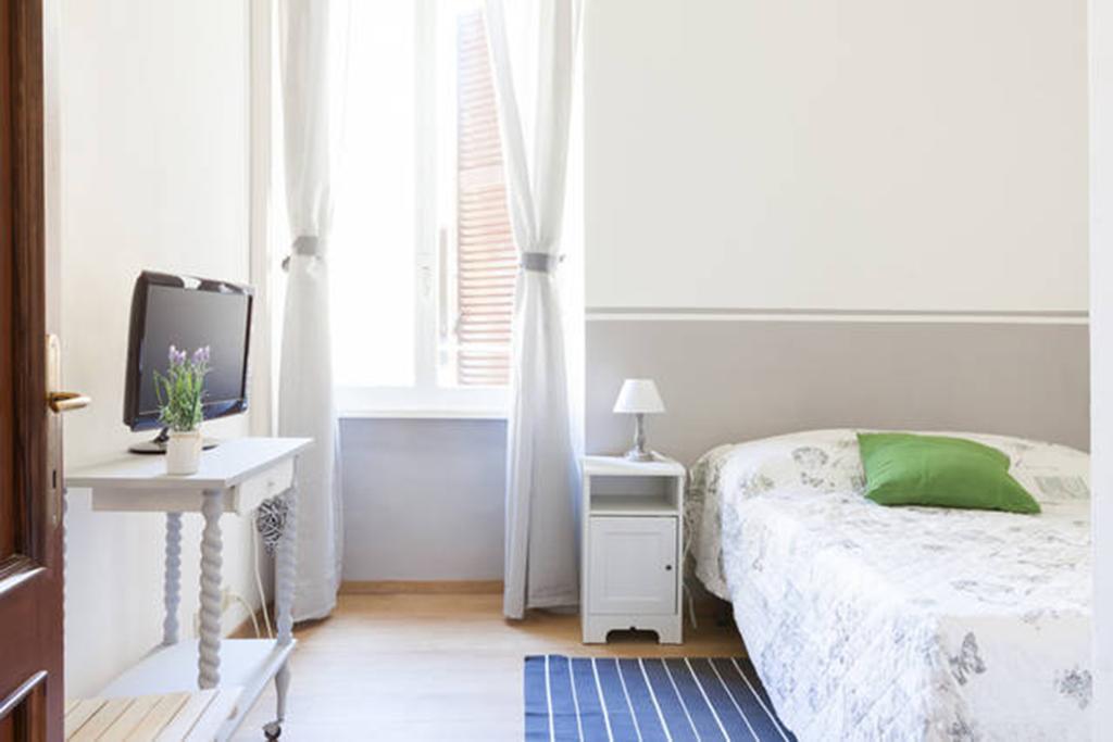 Domus Merulana Bed And Breakfast Rome