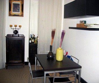 Bed & Breakfast 103 *