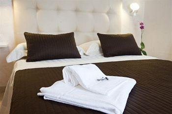 Aurelia House And Loft Apartment Rome