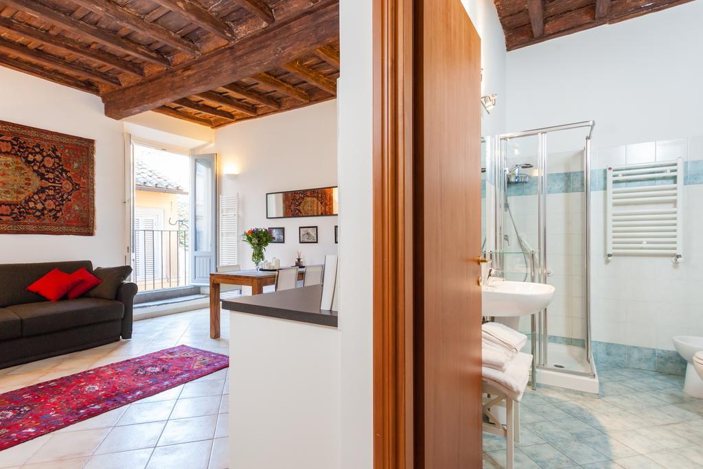 Maisonette Farnese * Rome