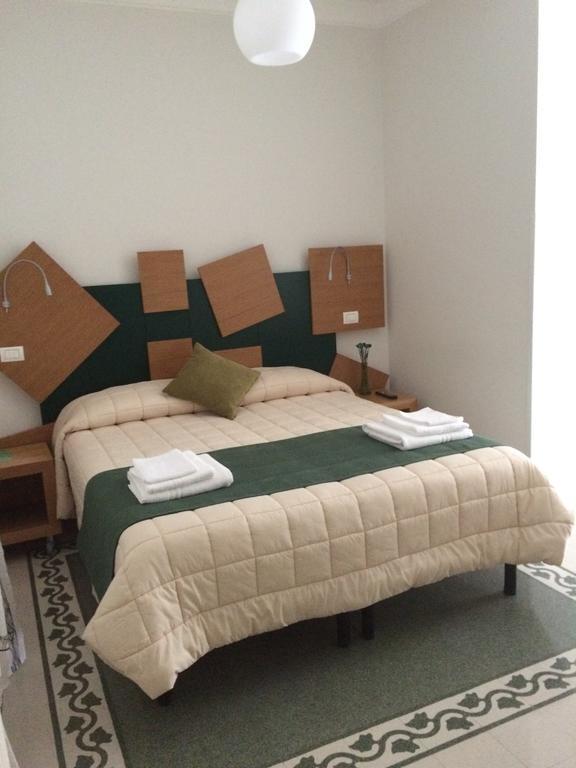 Adriano Augusto Bed & Breakfast Rome