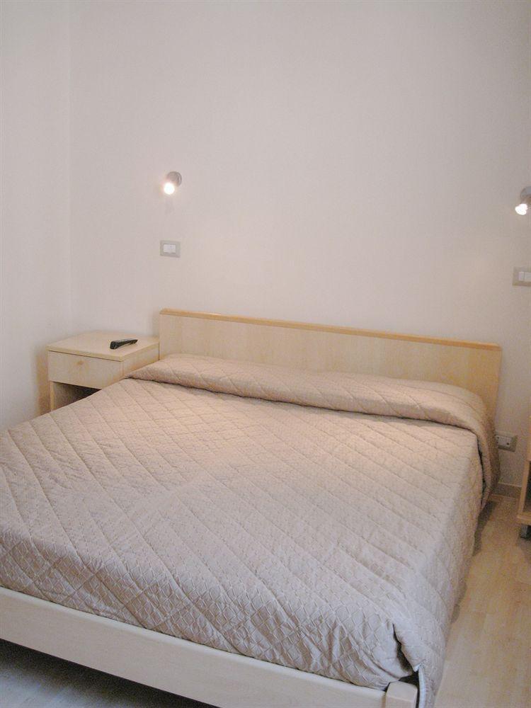 Fawlty Towers 2* Rome