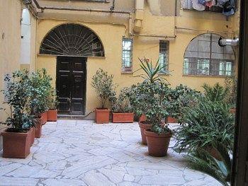 Laltra Luna * Rome