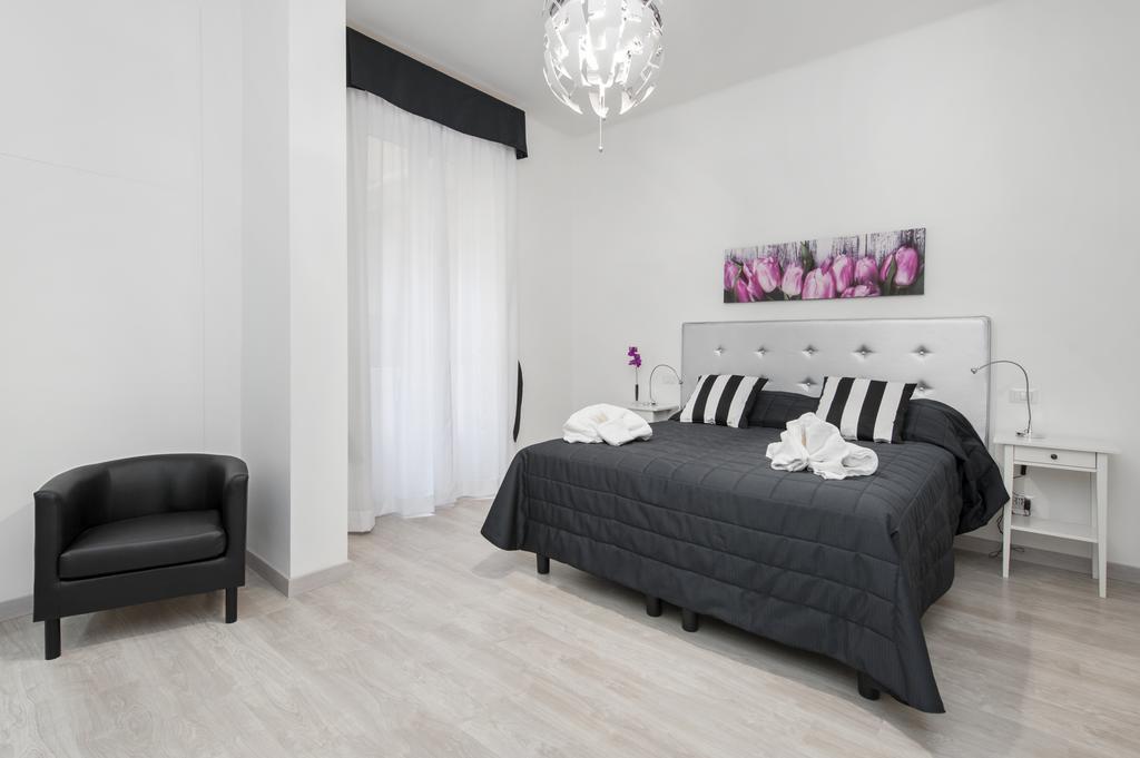 Black Colosseo Guest house Rome