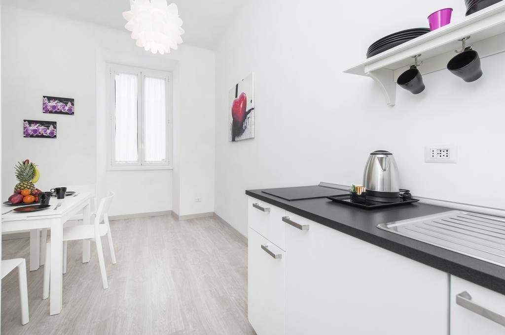 Black Colosseo Guest house Rome