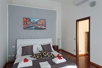 Lh Royal Terrace Guest house 2*
