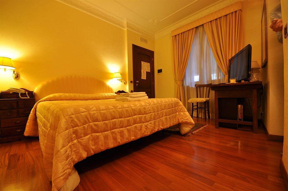Casale De Santis Rome