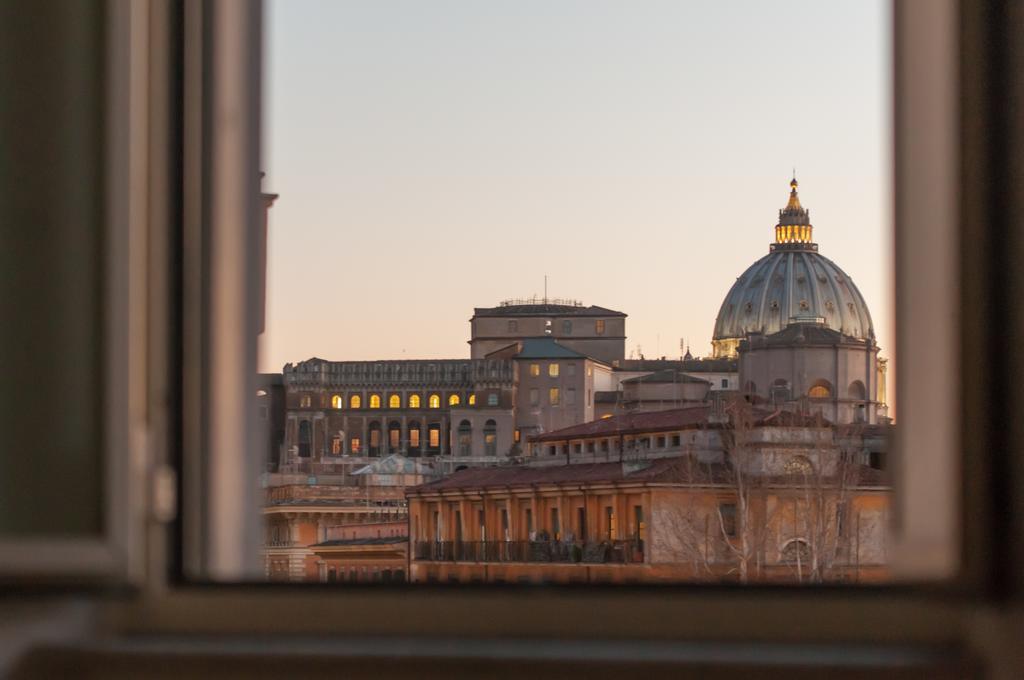 Apartment St.peter's Mirror - Romantic View Rome