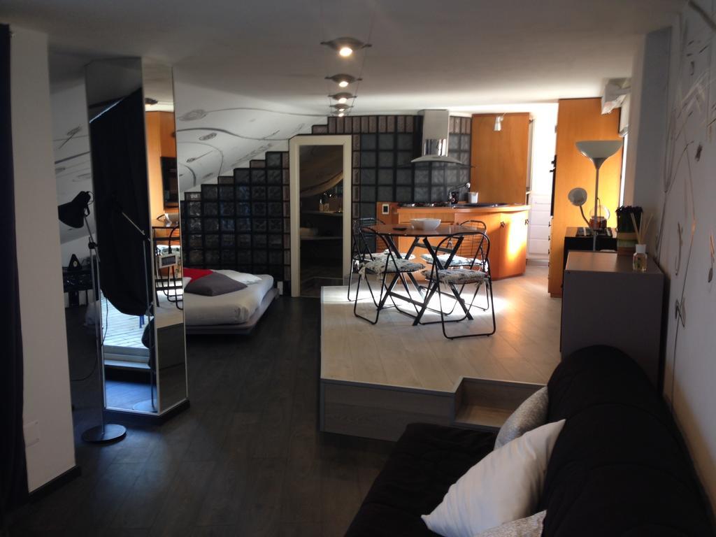 Jazz Style Apartment Rome