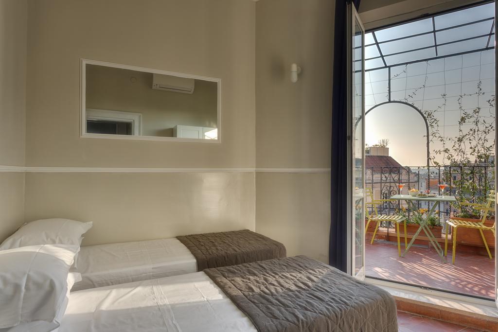 Tritone House 4*
