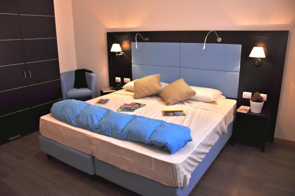 325 Tor Vergata 3* Rome