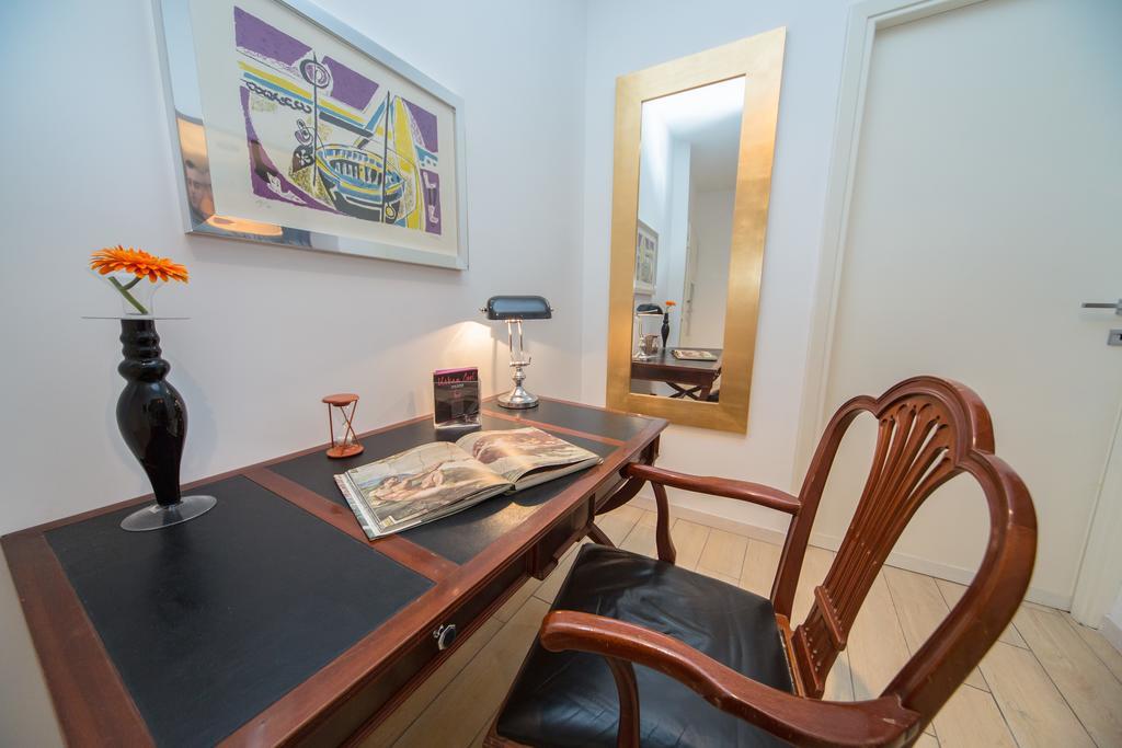 Purple Coral Apartment Rome