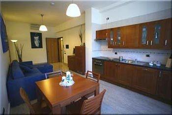 Aparthotel Lux 2*