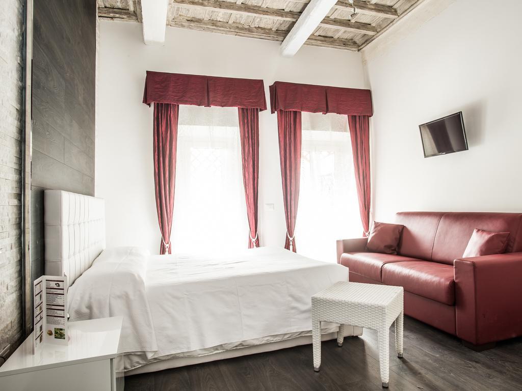 Royal Guest house 2*