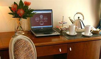 Hotel Vivaldi Luxury Rome