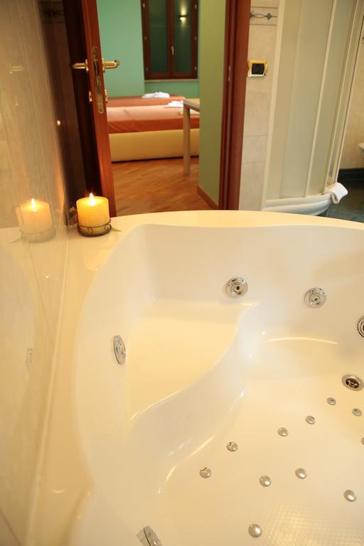 H&h Hotel *