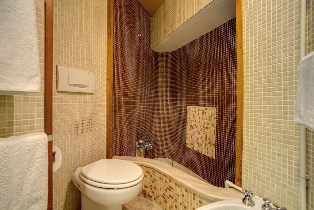 Spanish Steps Apartment