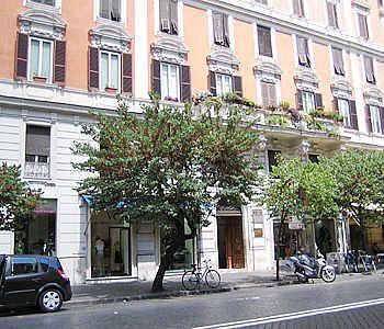 Guest house Cola Di Rienzo - In Rome