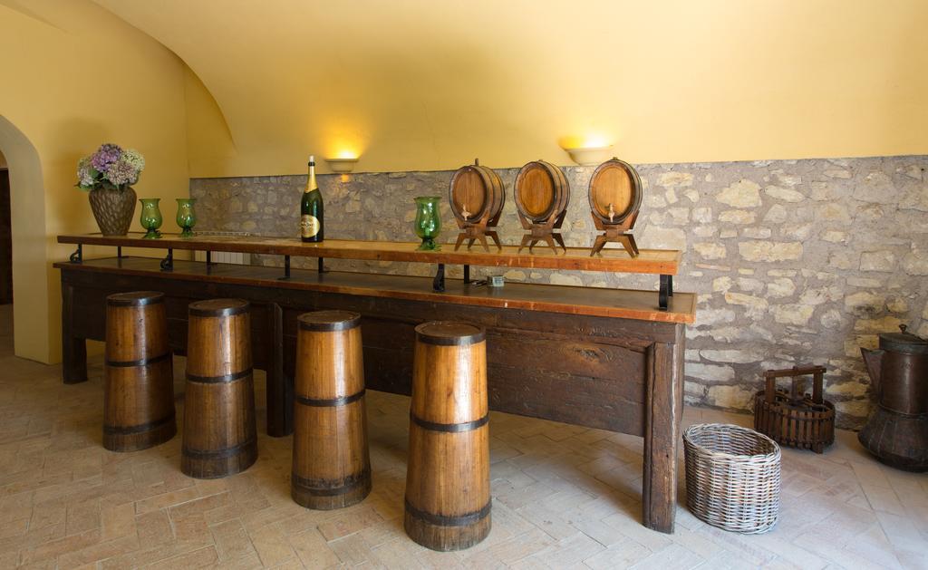 Tenuta Colfiorito Farm stay *