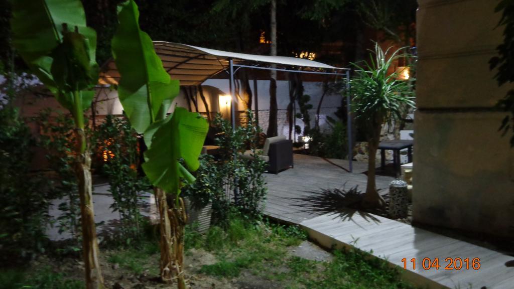 Astoria Golden House Guest house *