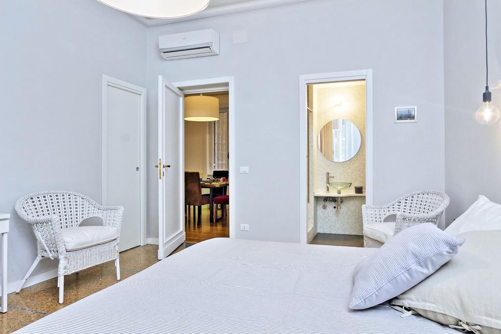 Bed & Breakfast Romagnosi 20