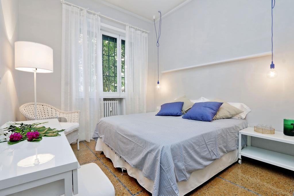 Bed & Breakfast Romagnosi 20