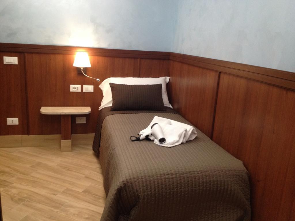 Residenza Matteucci 2* Roma