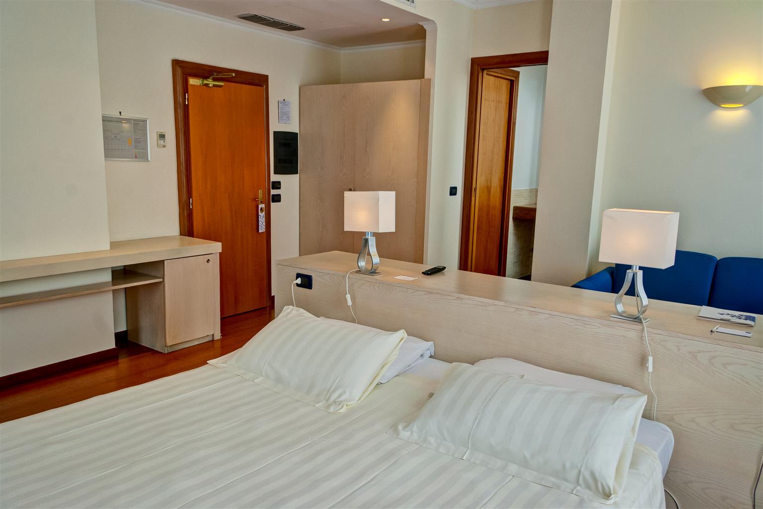 Western Globus 3* Rome