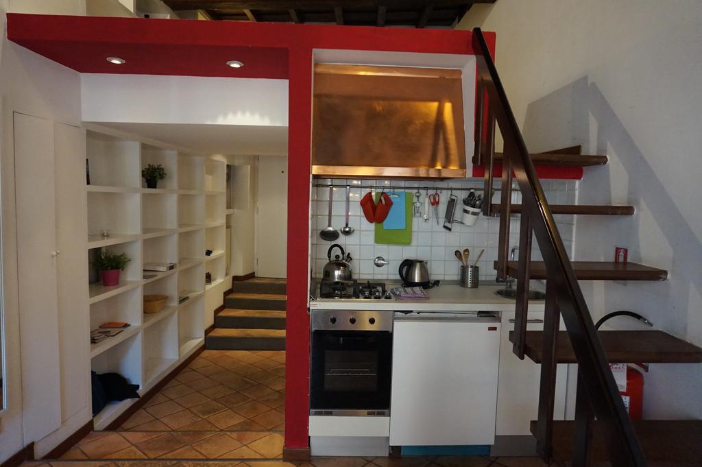 Apartment Flatinrome Trastevere 9 *