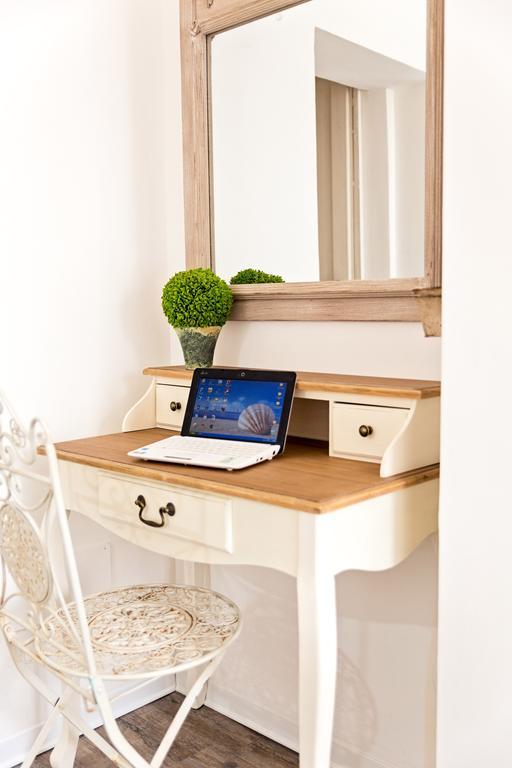Parco Di Nerone Guest house 2*