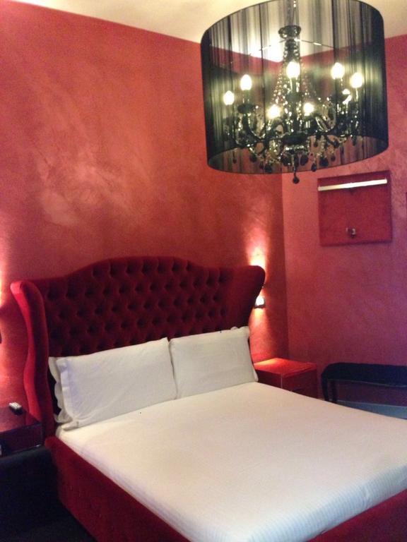 Irooms Station Affittacamere 4*