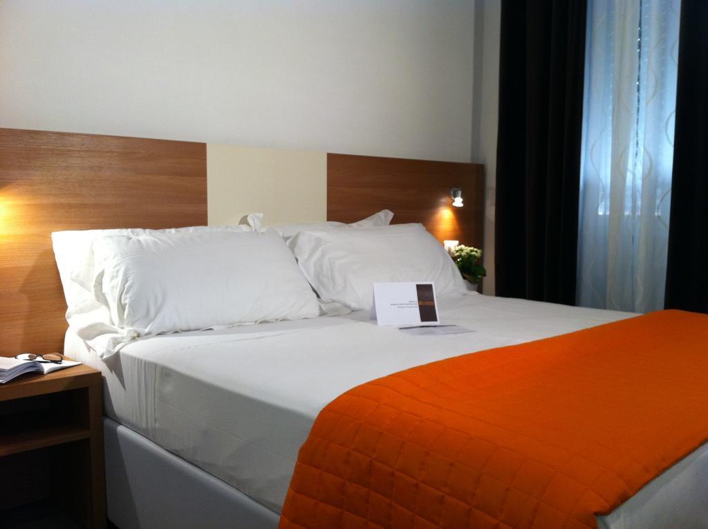 Holidays S.lorenzo New Affittacamere Roma