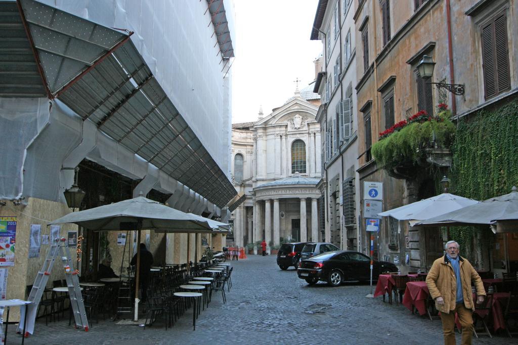 Apartment Parione