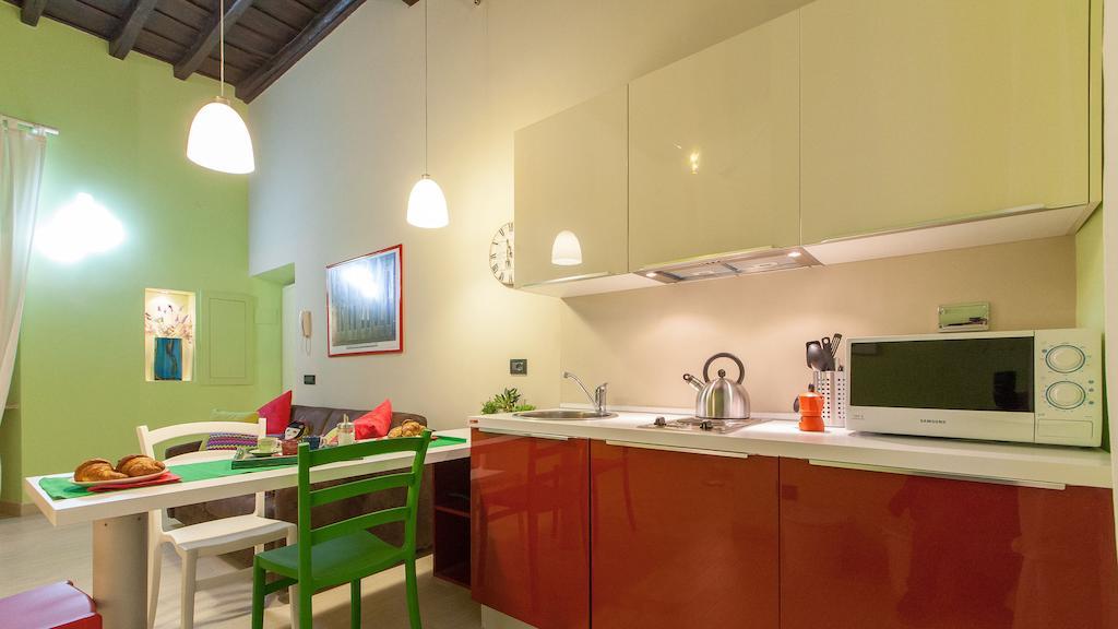 Apartment Crociferi 2