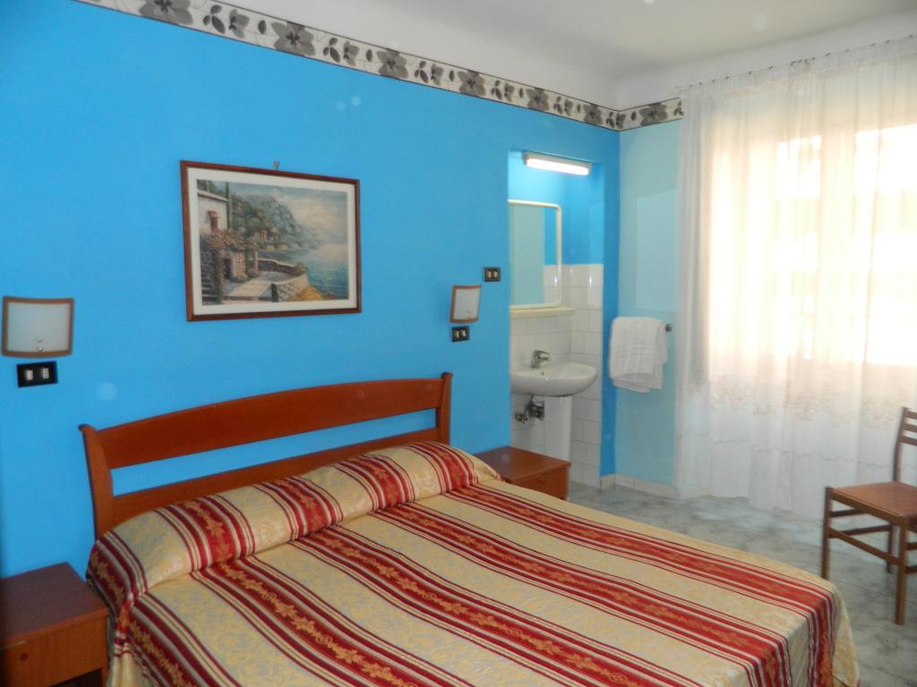 Roxena House Hotel Rome