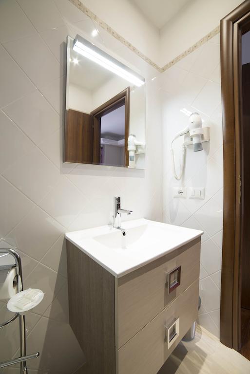Di Fronte Alla Cupola Bed & Breakfast