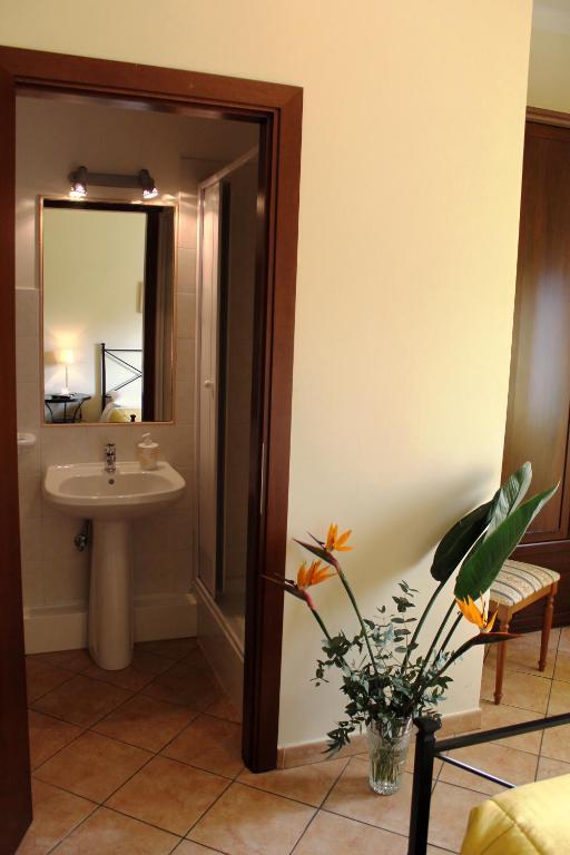 Titina Guest house 2*