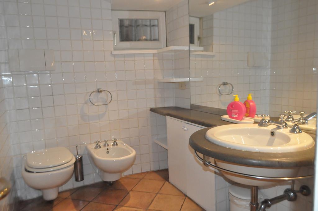 Apartment Flatinrome Trastevere 9 *