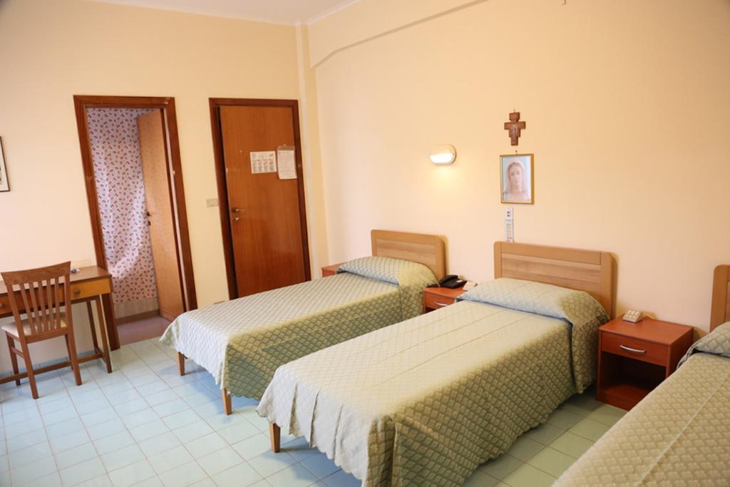Casa Piccole Ancelle Di Cristo Re