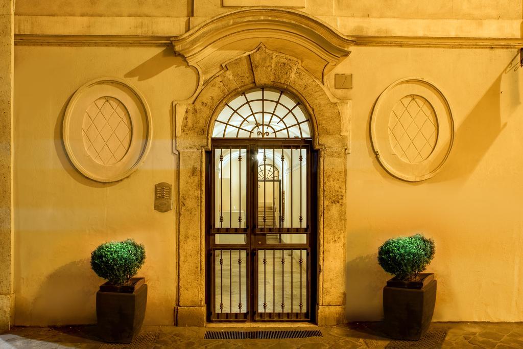 Guest house My Secret Condotti 2*