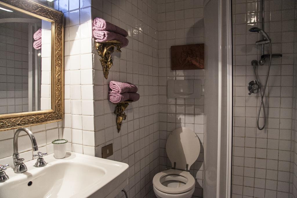 Apartment Via Giulia Dreamy Attic Rome