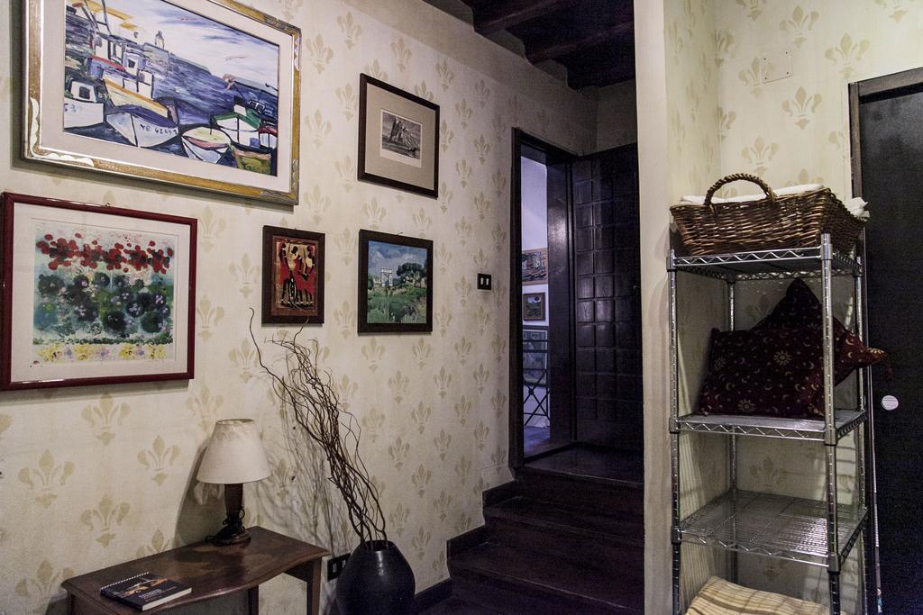 Apartment Via Giulia Dreamy Attic Rome