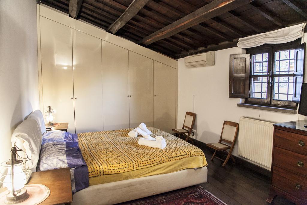Apartment Via Giulia Dreamy Attic Rome